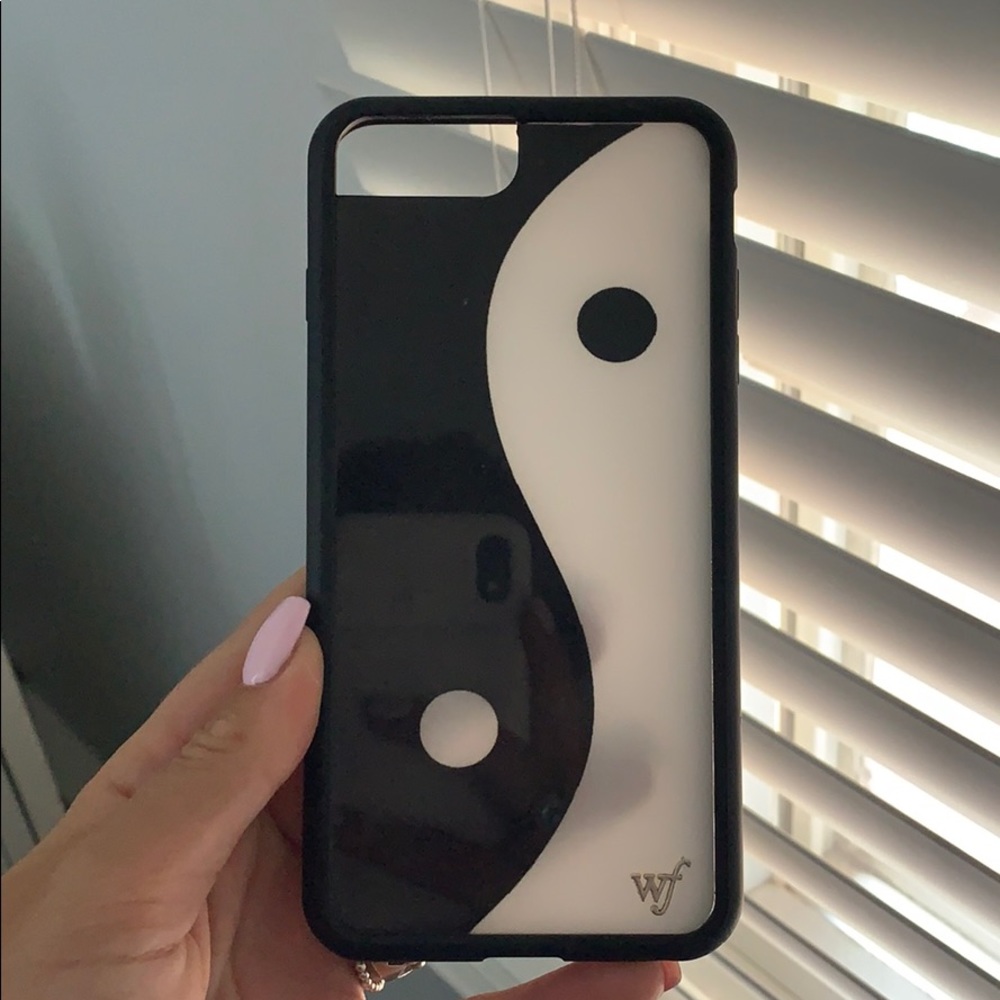 Yin/Yang Wildflower Iphone 6/7/8 plus